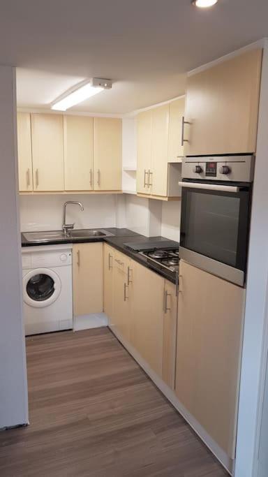Beautiful Holiday Studio In The Heart Of Rochester Rochester  Exterior foto